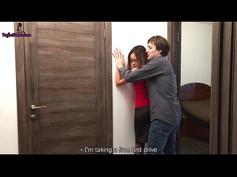 ❤️ L'agente immobiliare sexy si masturba sensualmente la figa e scopa mentre vende il suo appartamento - Krempai Super pornoal it.pornmega.ru ☑